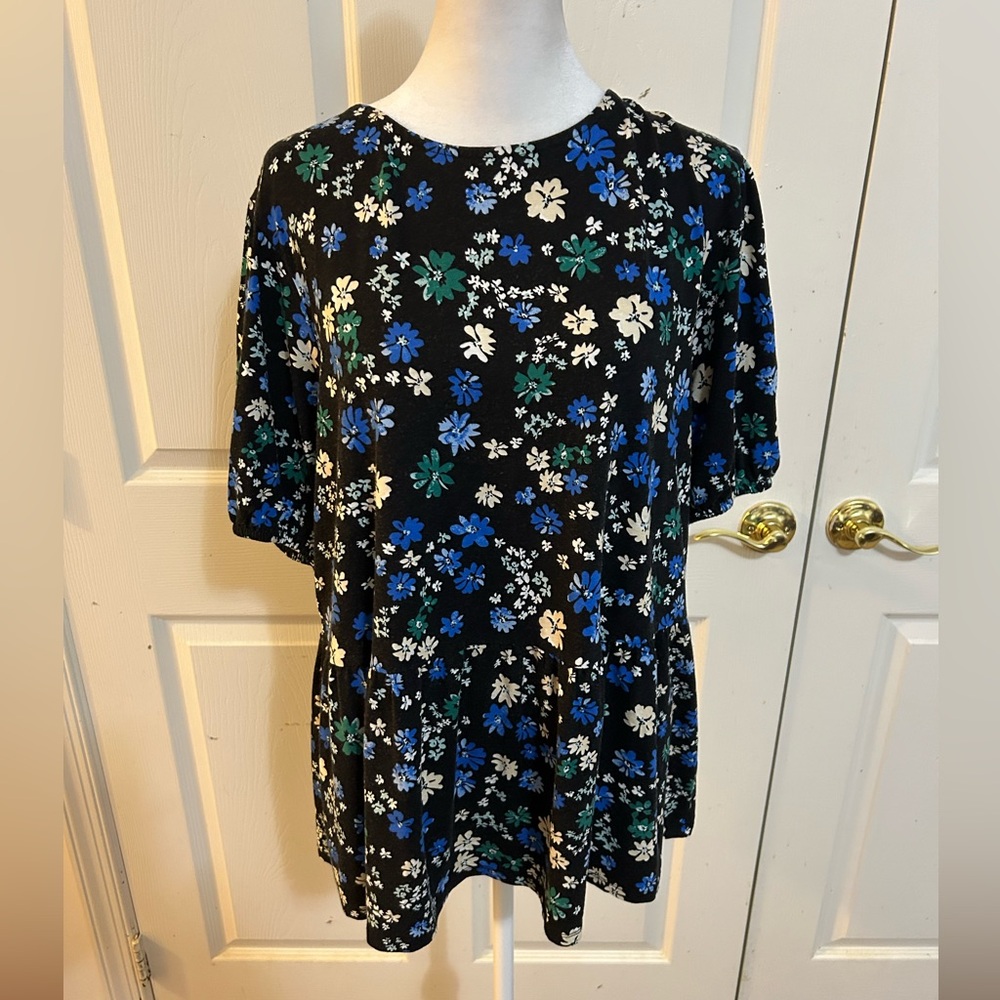 Simply be floral tee, size 14